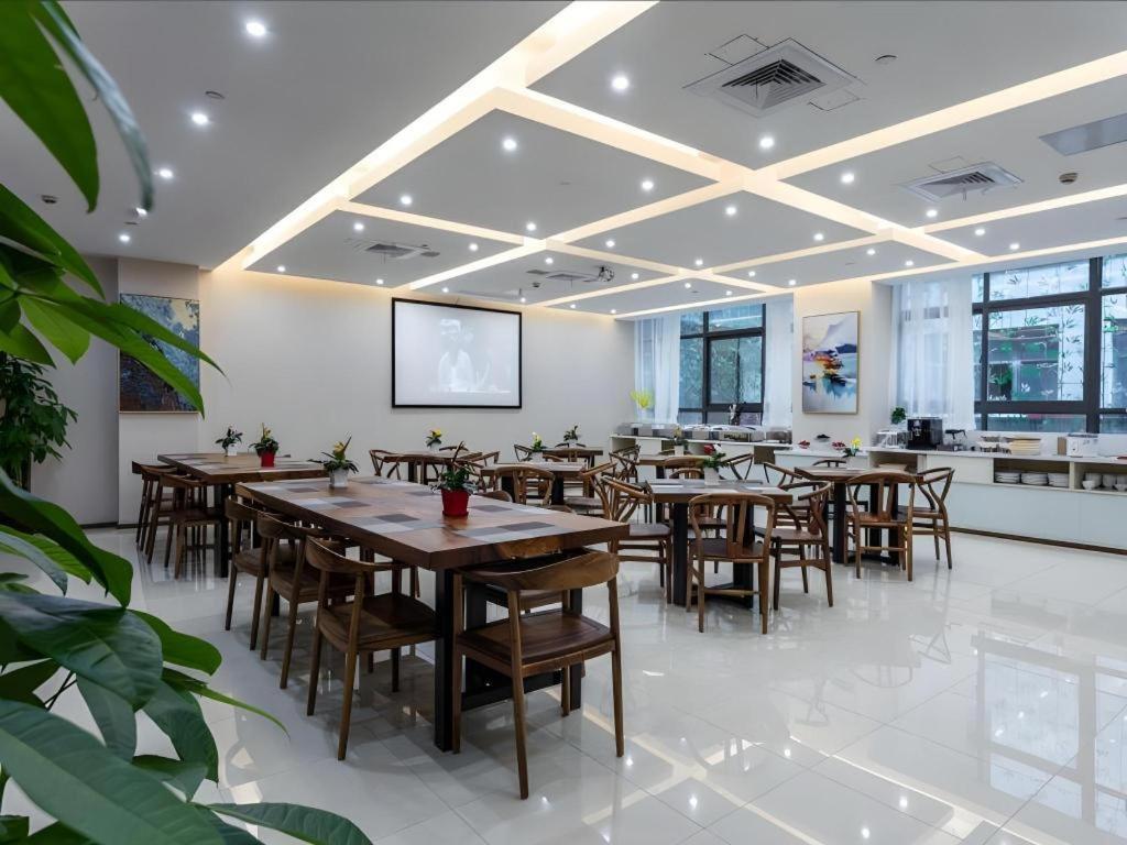 Gya Changzhou Wujin District Hutang New Era Furniture Plaza Hotel Ngoại thất bức ảnh