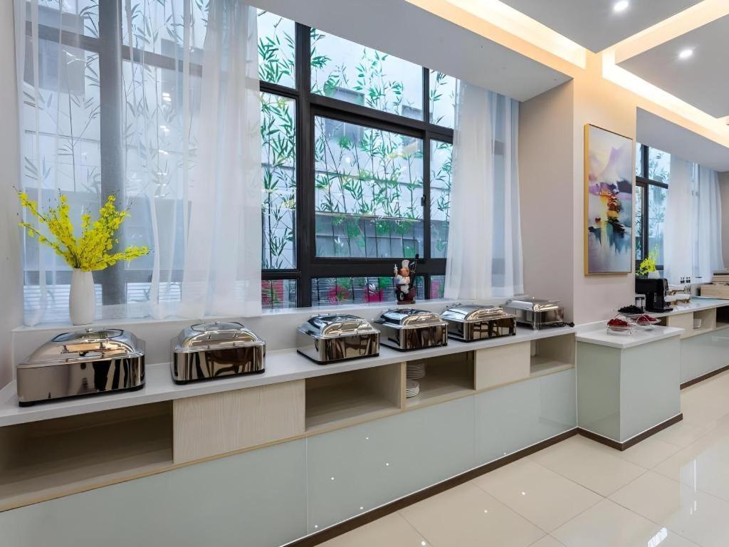 Gya Changzhou Wujin District Hutang New Era Furniture Plaza Hotel Ngoại thất bức ảnh
