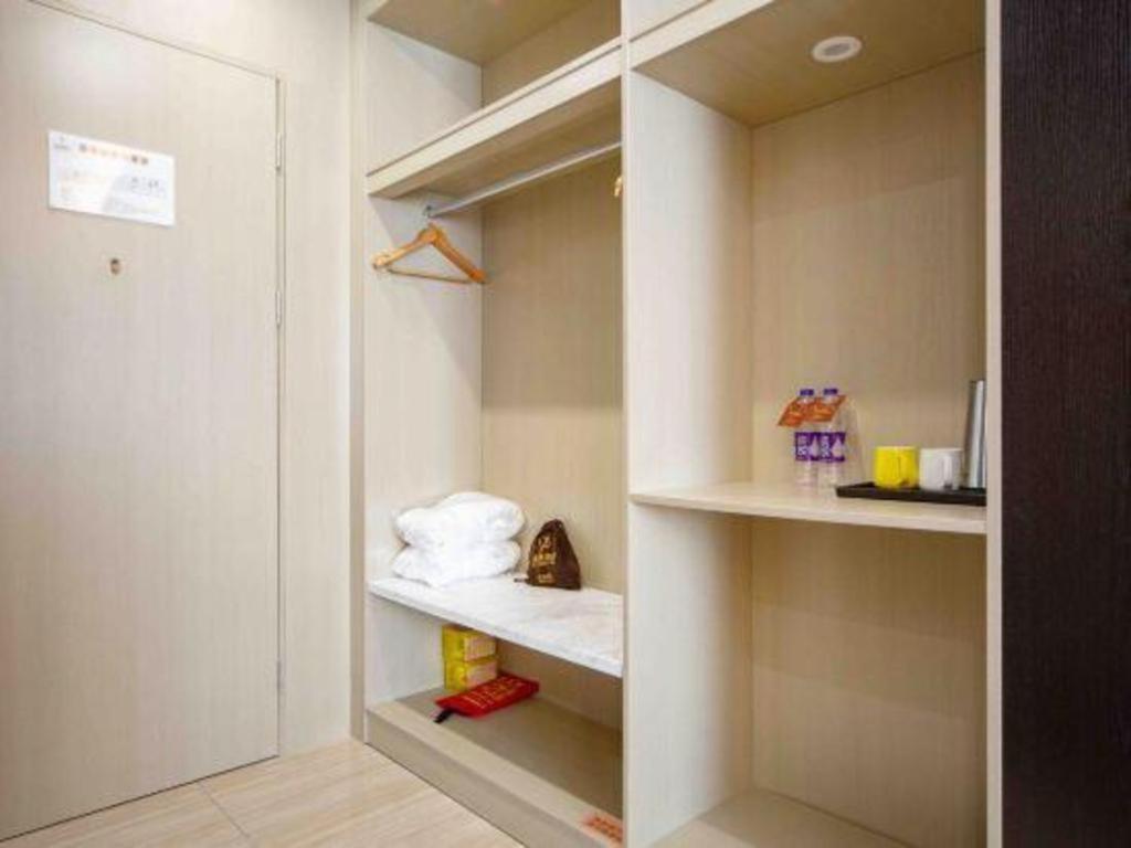 Gya Changzhou Wujin District Hutang New Era Furniture Plaza Hotel Ngoại thất bức ảnh