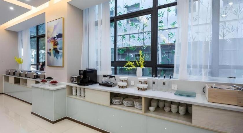 Gya Changzhou Wujin District Hutang New Era Furniture Plaza Hotel Ngoại thất bức ảnh