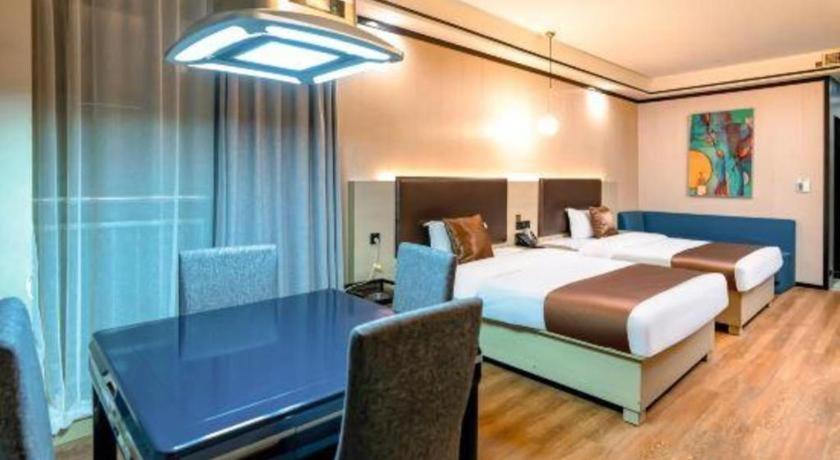 Gya Changzhou Wujin District Hutang New Era Furniture Plaza Hotel Ngoại thất bức ảnh
