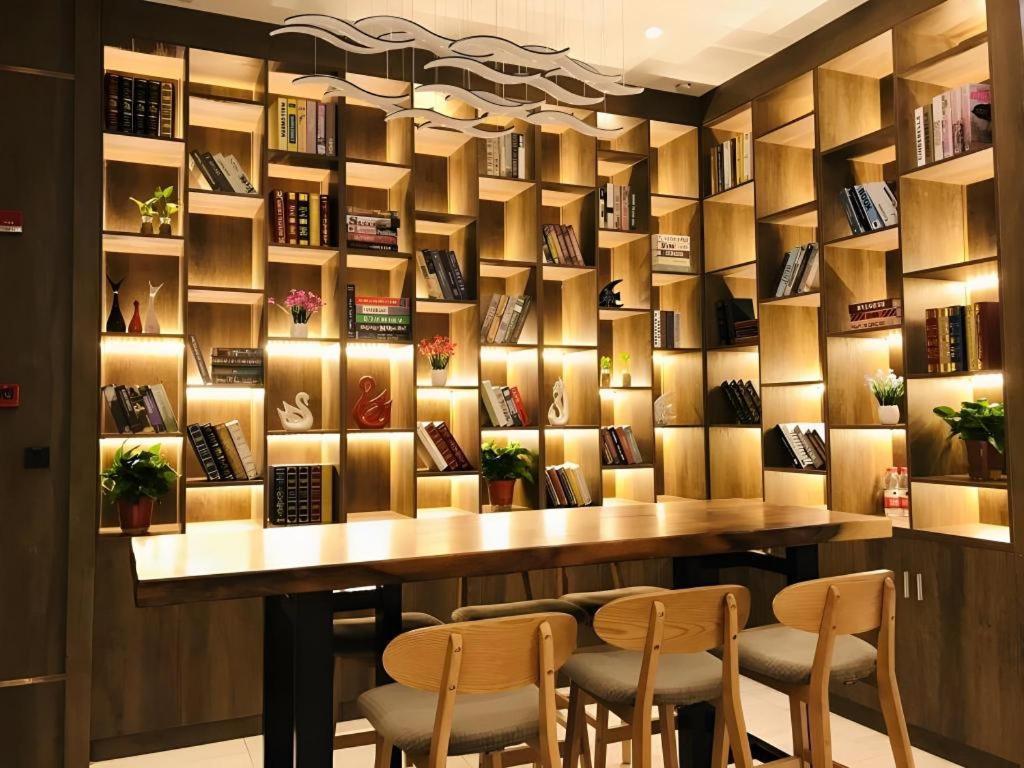 Gya Changzhou Wujin District Hutang New Era Furniture Plaza Hotel Ngoại thất bức ảnh
